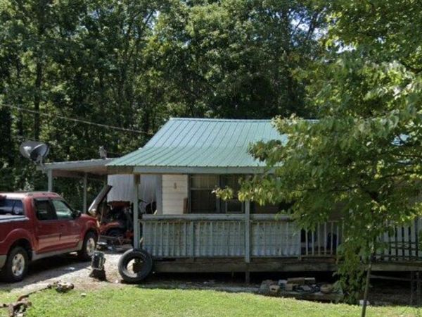 529 Herb Mooneyham Rd , Spencer, TN 38585