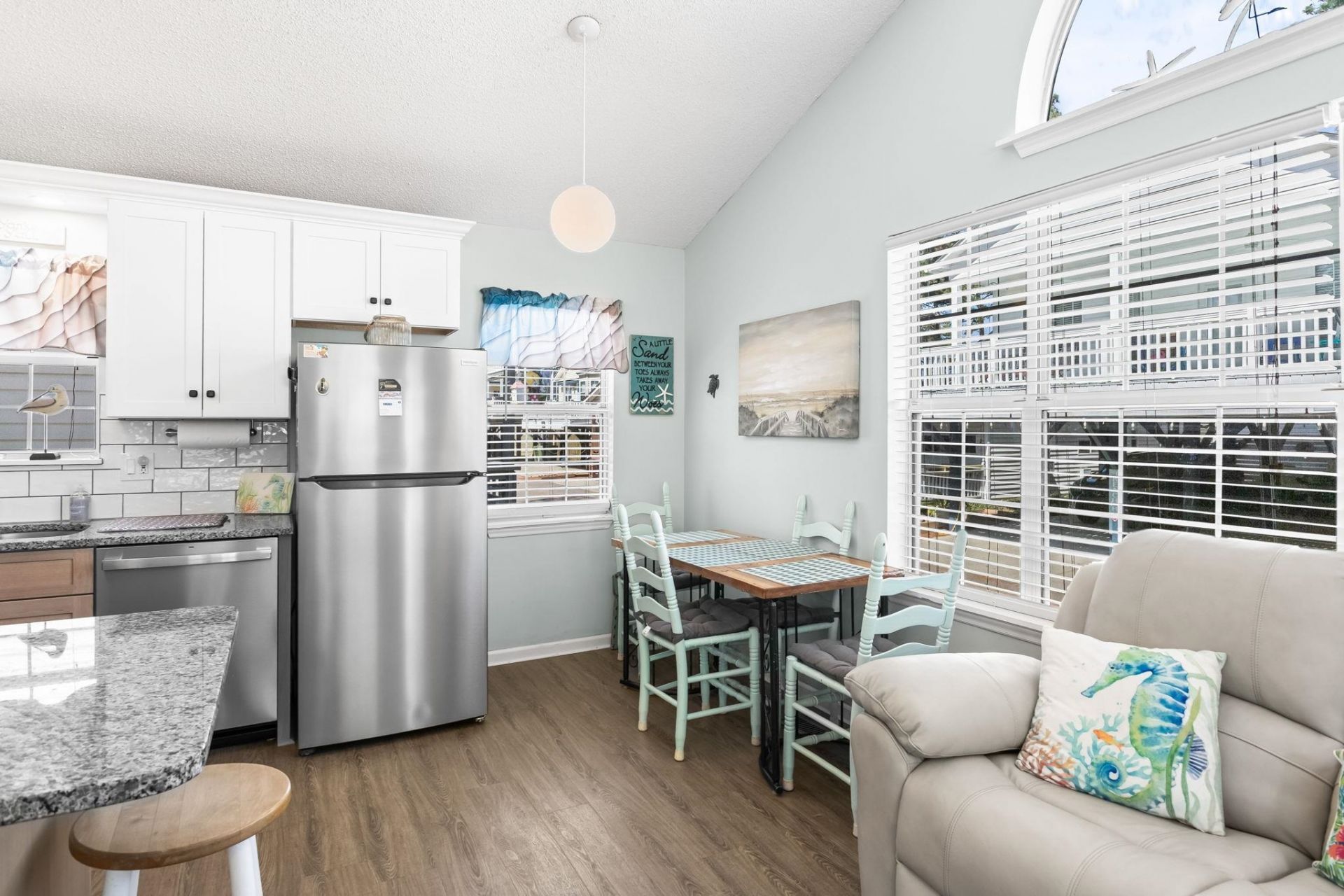 6001 - 1713 S Kings Hwy.  Photo 12