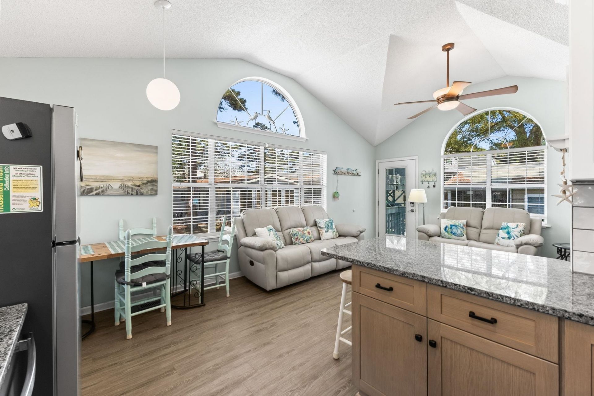 6001 - 1713 S Kings Hwy.  Photo 18