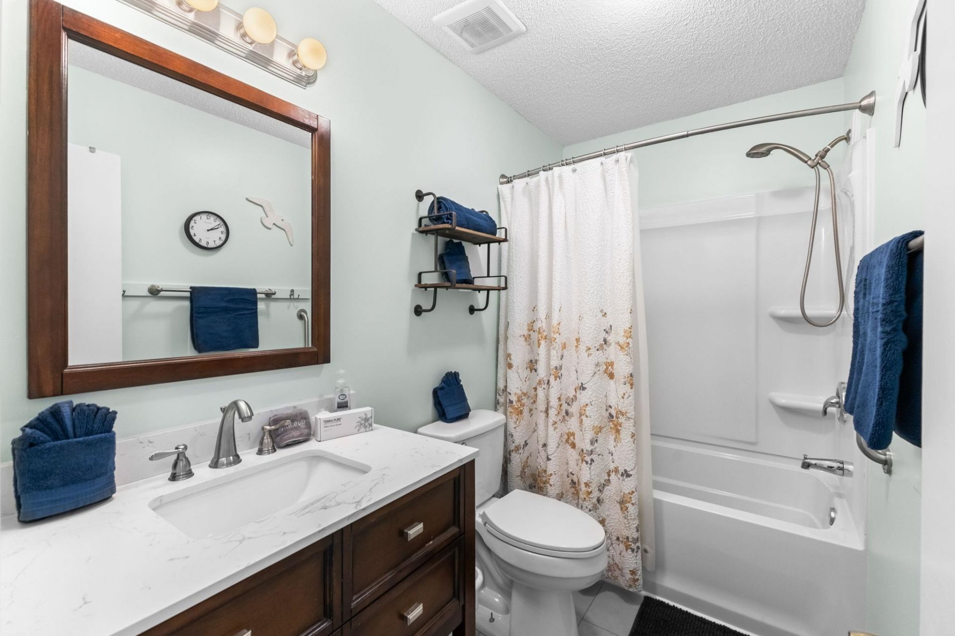 6001 - 1713 S Kings Hwy.  Photo 26