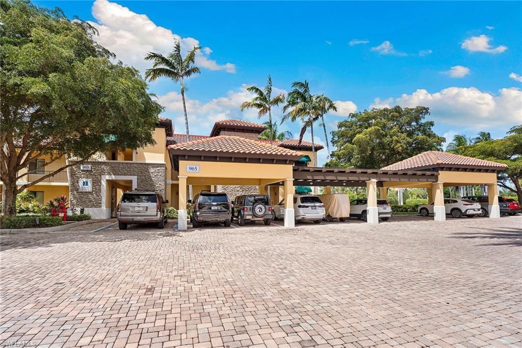 965 Sandpiper St, Unit J204, Naples, FL 34102 Photo