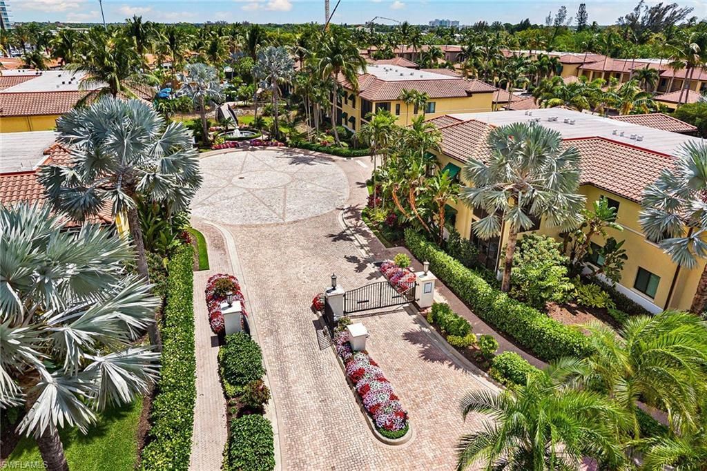 965 Sandpiper St, Unit J204, Naples, FL 34102 Photo