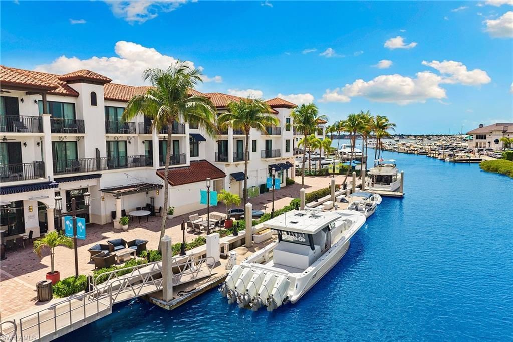 965 Sandpiper St, Unit J204, Naples, FL 34102 Photo