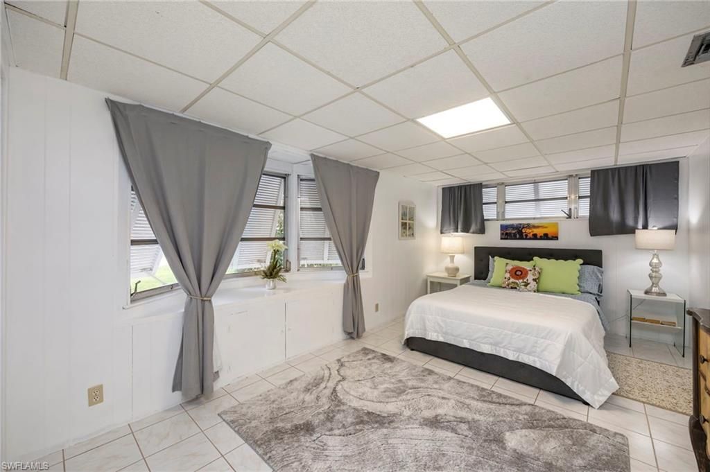 2261 11th St N, Naples, FL 34103 Photo