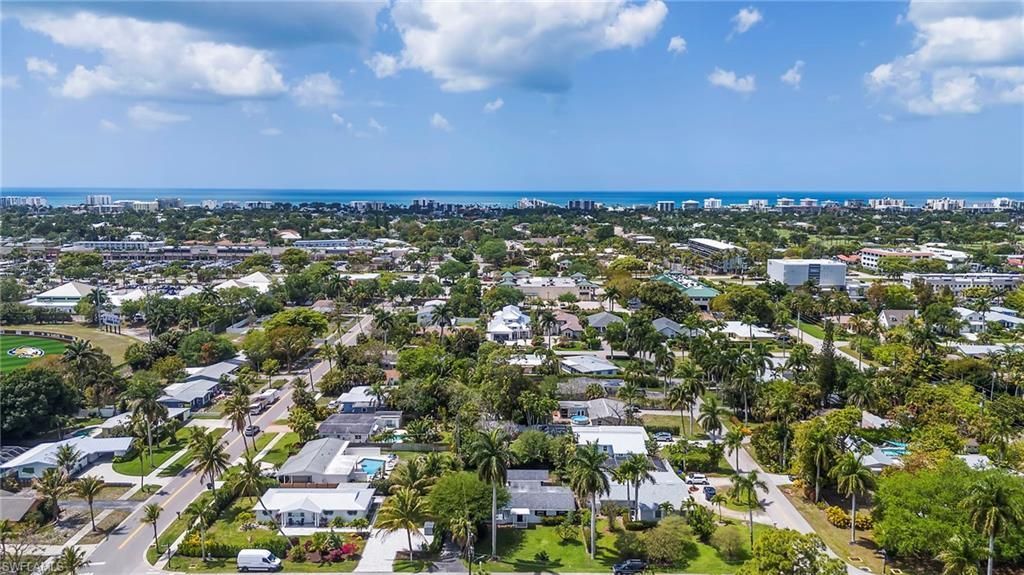 2261 11th St N, Naples, FL 34103 Photo