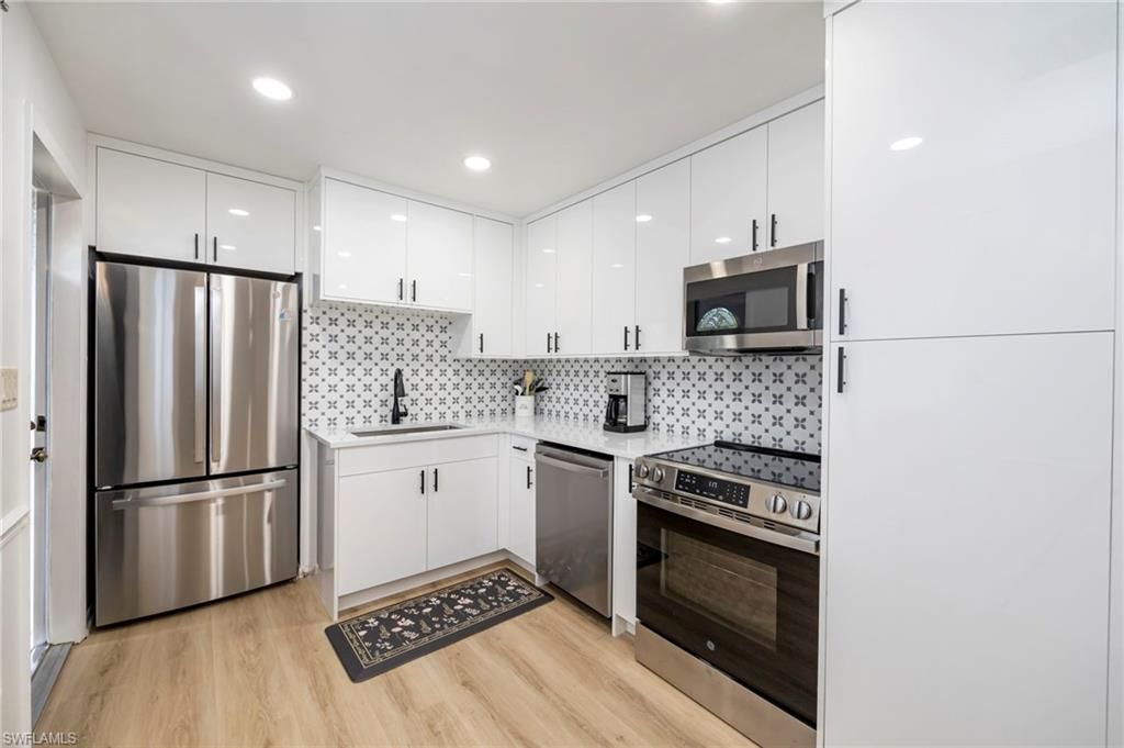 2261 11th St N, Naples, FL 34103 Photo