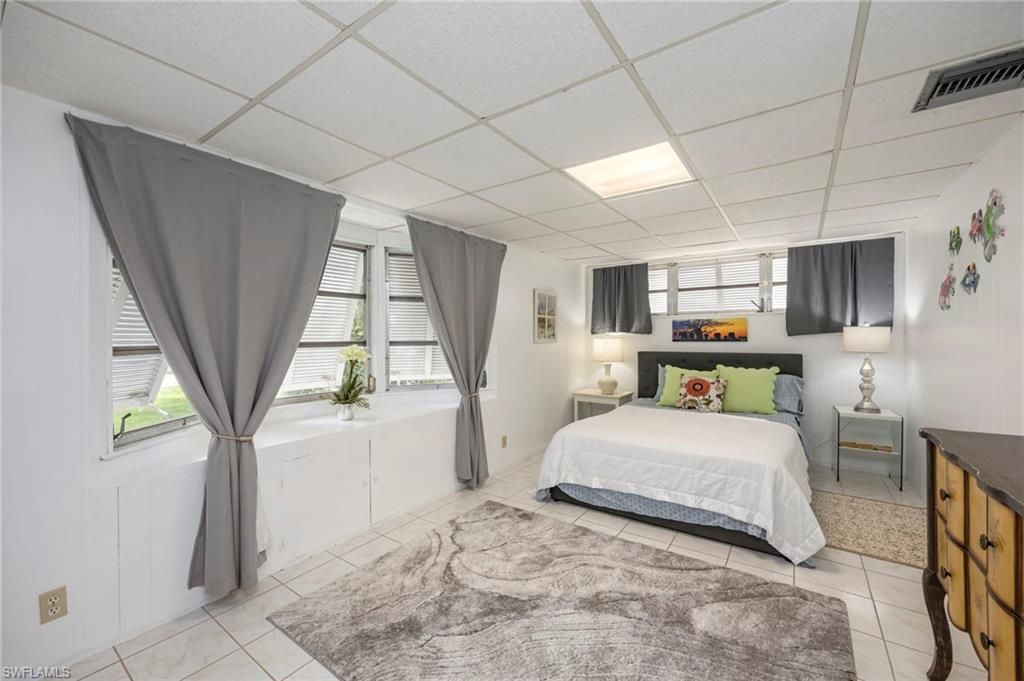 2261 11th St N, Naples, FL 34103 Photo