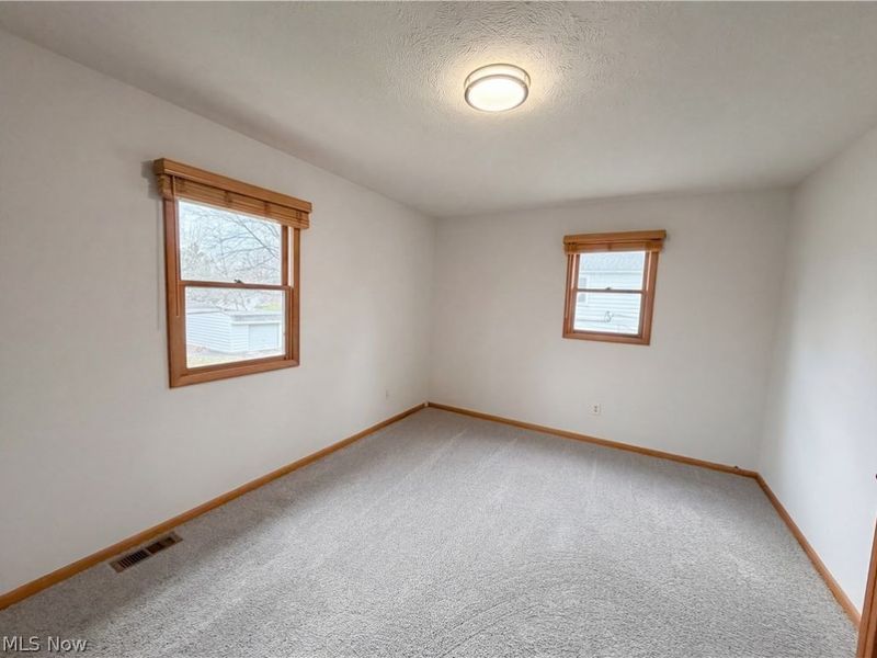 20710 Miller Avenue , Cleveland, OH 44119 Photo 16