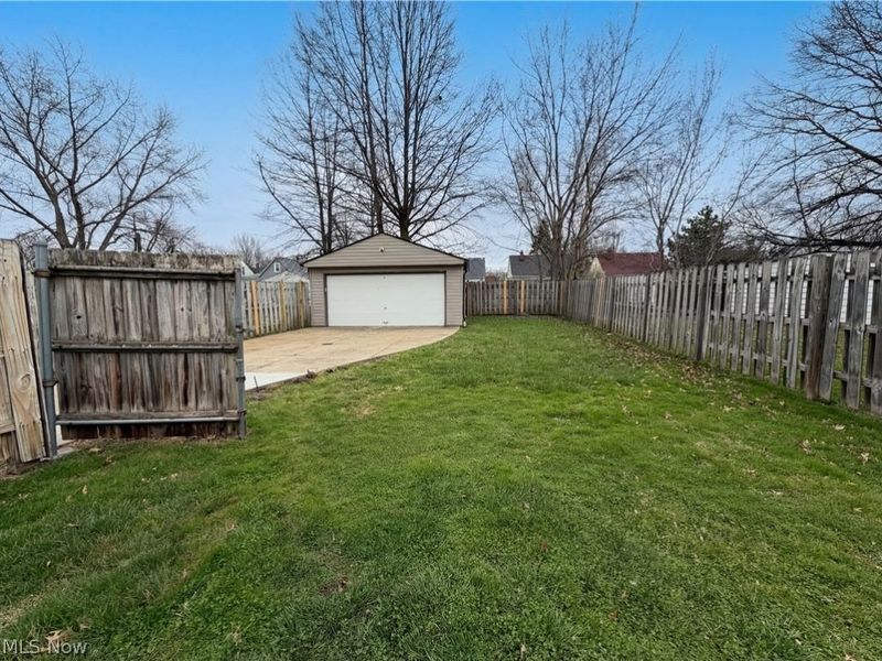 20710 Miller Avenue , Cleveland, OH 44119 Photo 8