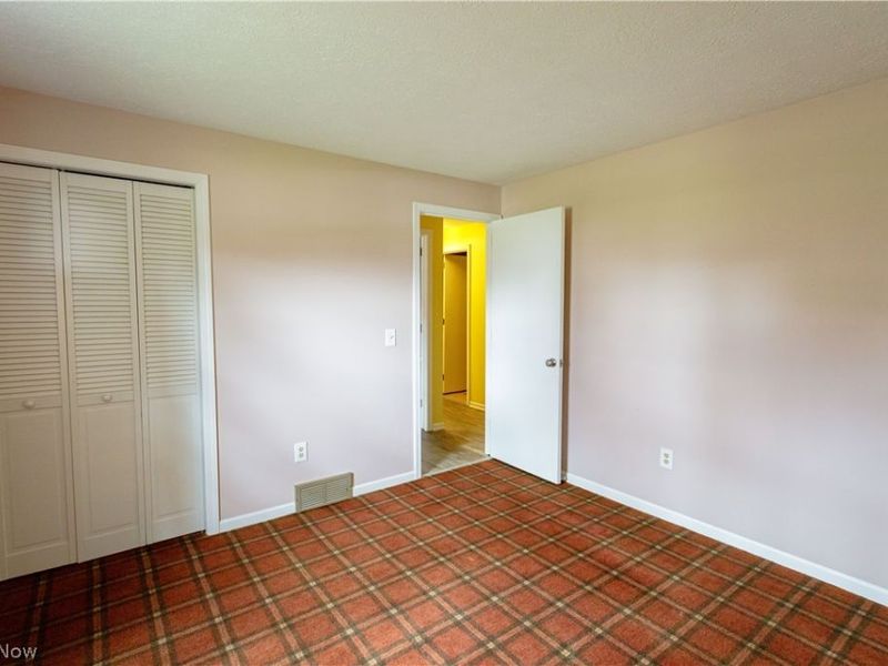 5383 Vermouth Street NW, North Canton, OH 44720 Photo 30