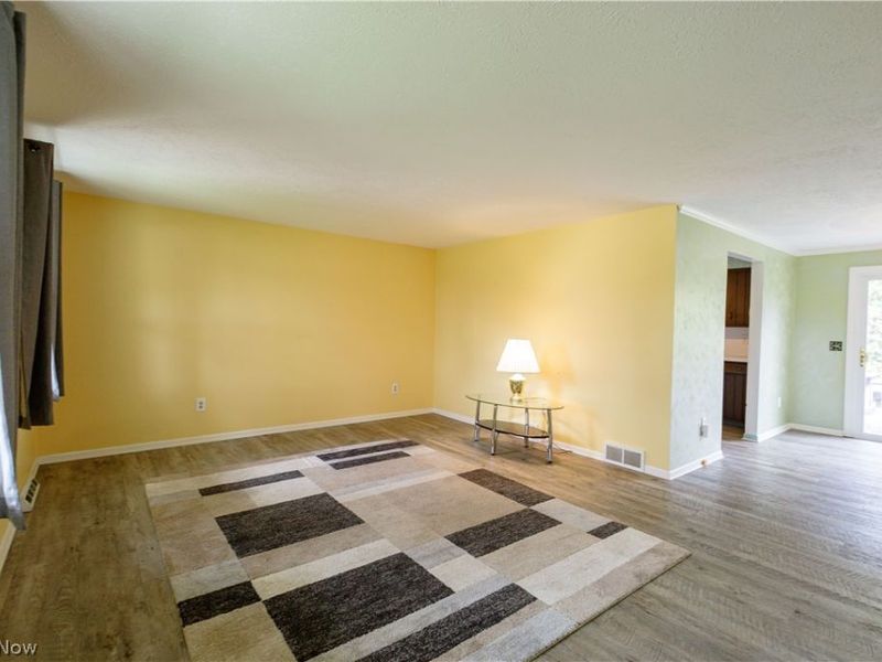 5383 Vermouth Street NW, North Canton, OH 44720 Photo 6