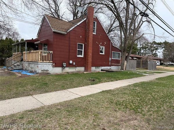 28504 Norwood Avenue, Warren, MI 48092