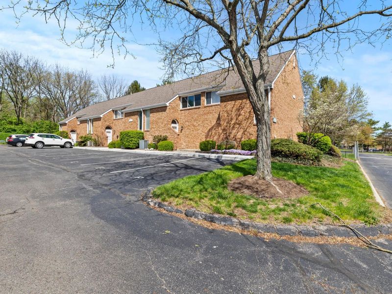 107 W Ticonderoga Drive , Unit D, Westerville, OH 43081 Photo 3
