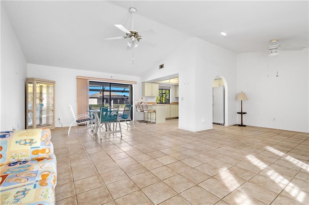 1402 SW 4th Ave, Cape Coral, FL 33991 Photo