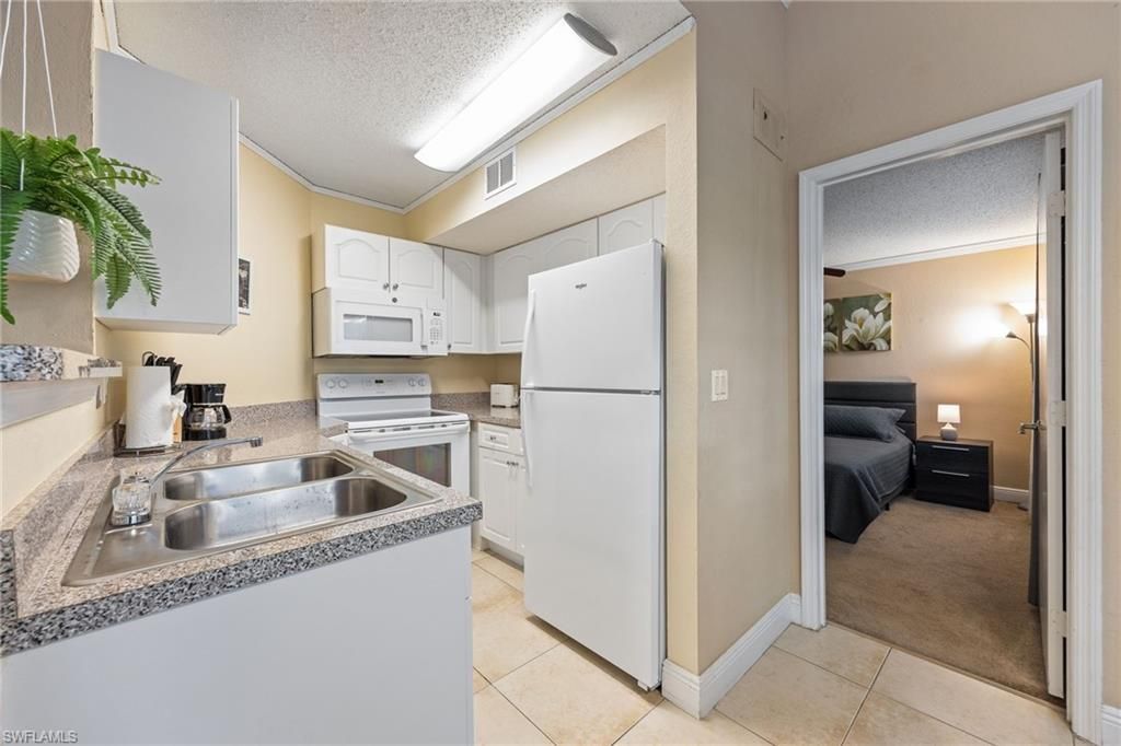 12550 Equestrian Cir, Unit 602, Fort Myers, FL 33907 Photo