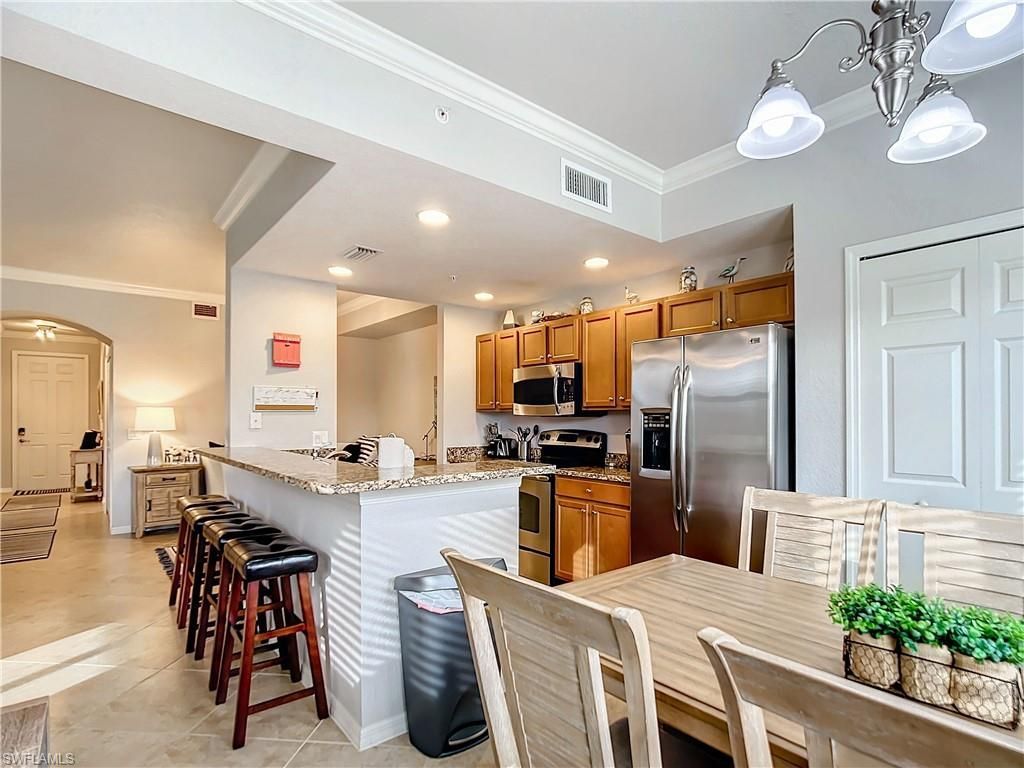 9715 Acqua Ct, Unit 127, Naples, FL 34113 Photo