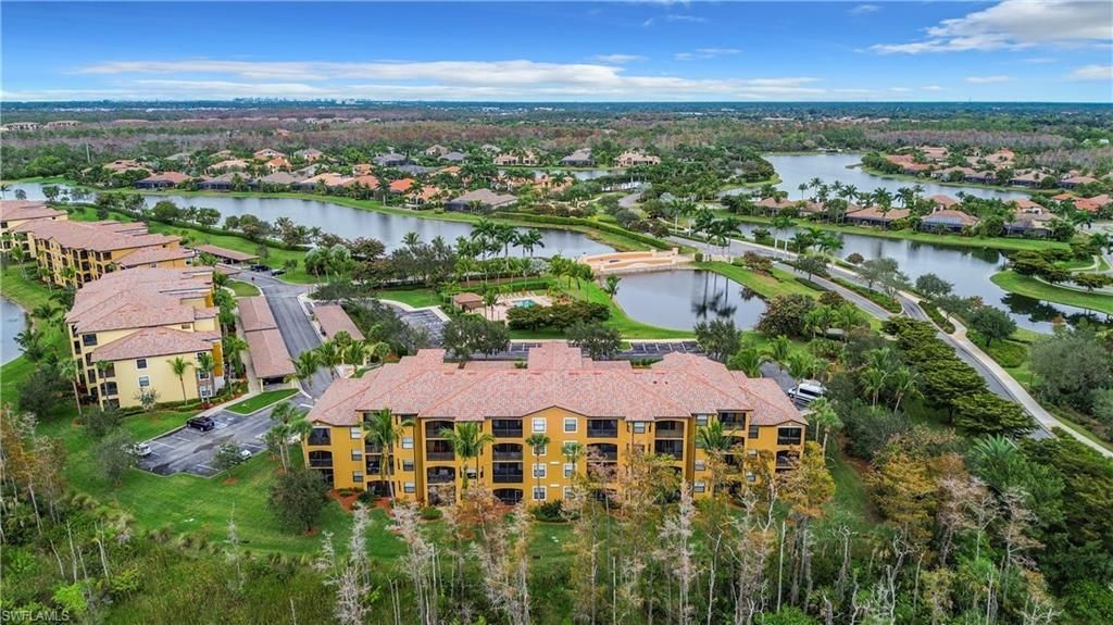 9715 Acqua Ct, Unit 127, Naples, FL 34113 Photo