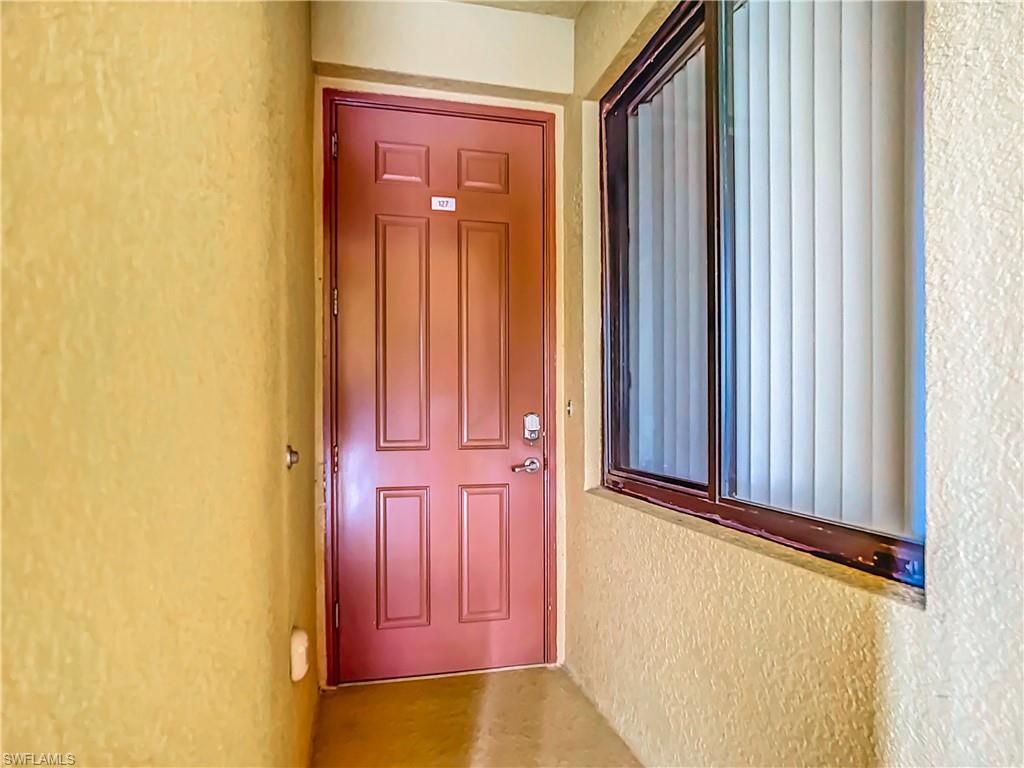 9715 Acqua Ct, Unit 127, Naples, FL 34113 Photo
