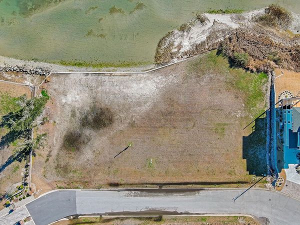 4729 S Shore Drive , Morehead City, NC 28557