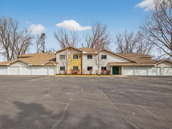 7948 Charles Way, Inver Grove Heights, MN 55076