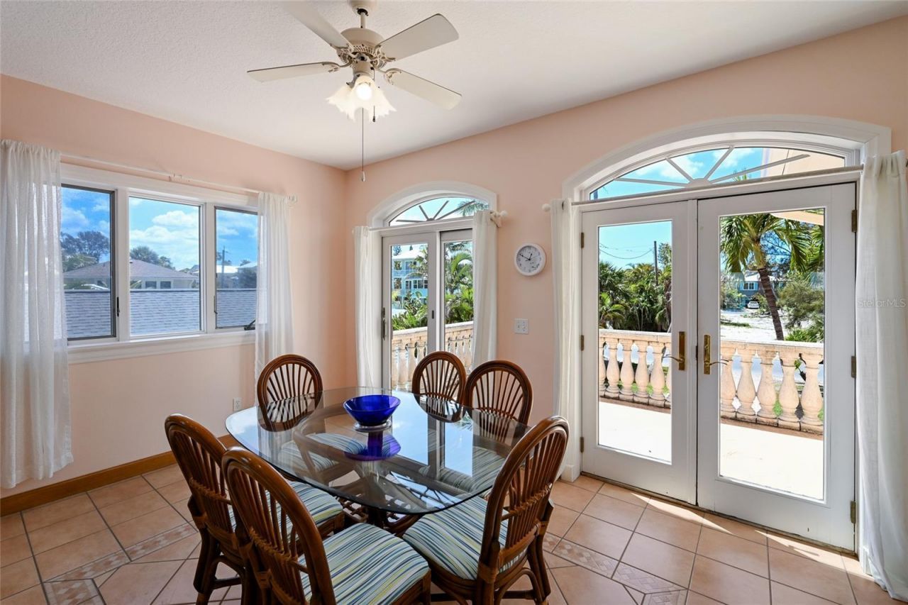 889 N Shore Drive, Anna Maria, FL 34216 Photo
