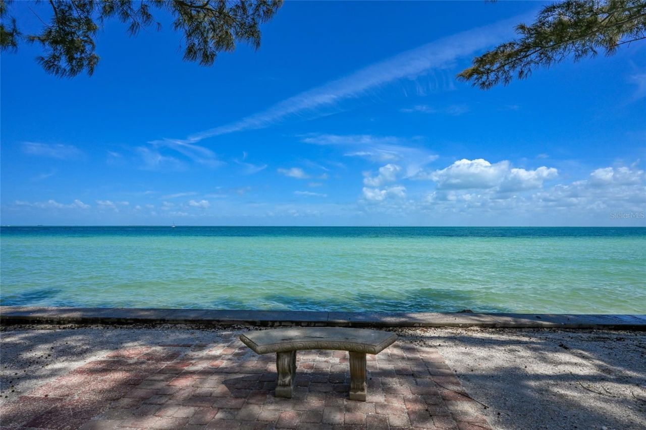 889 N Shore Drive, Anna Maria, FL 34216 Photo