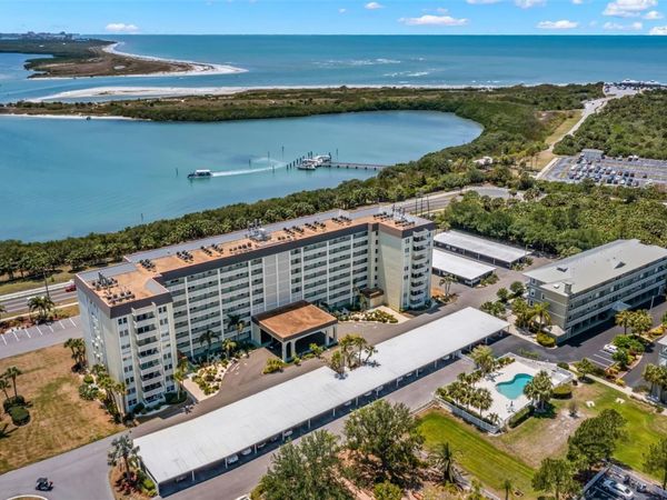 9 FORBES PLACE, Unit 707, DUNEDIN, FL 34698