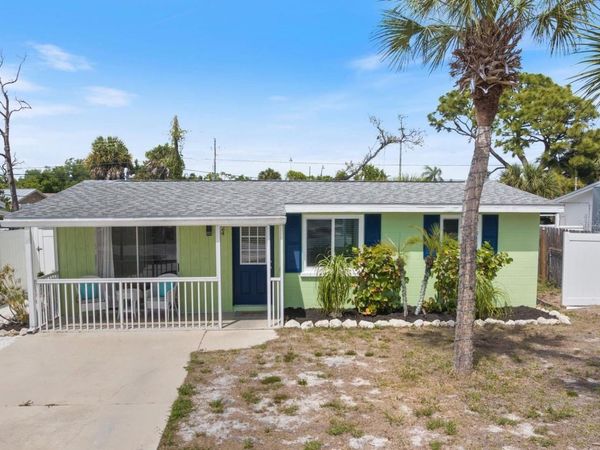 324 E GREEN STREET , ENGLEWOOD, FL 34223