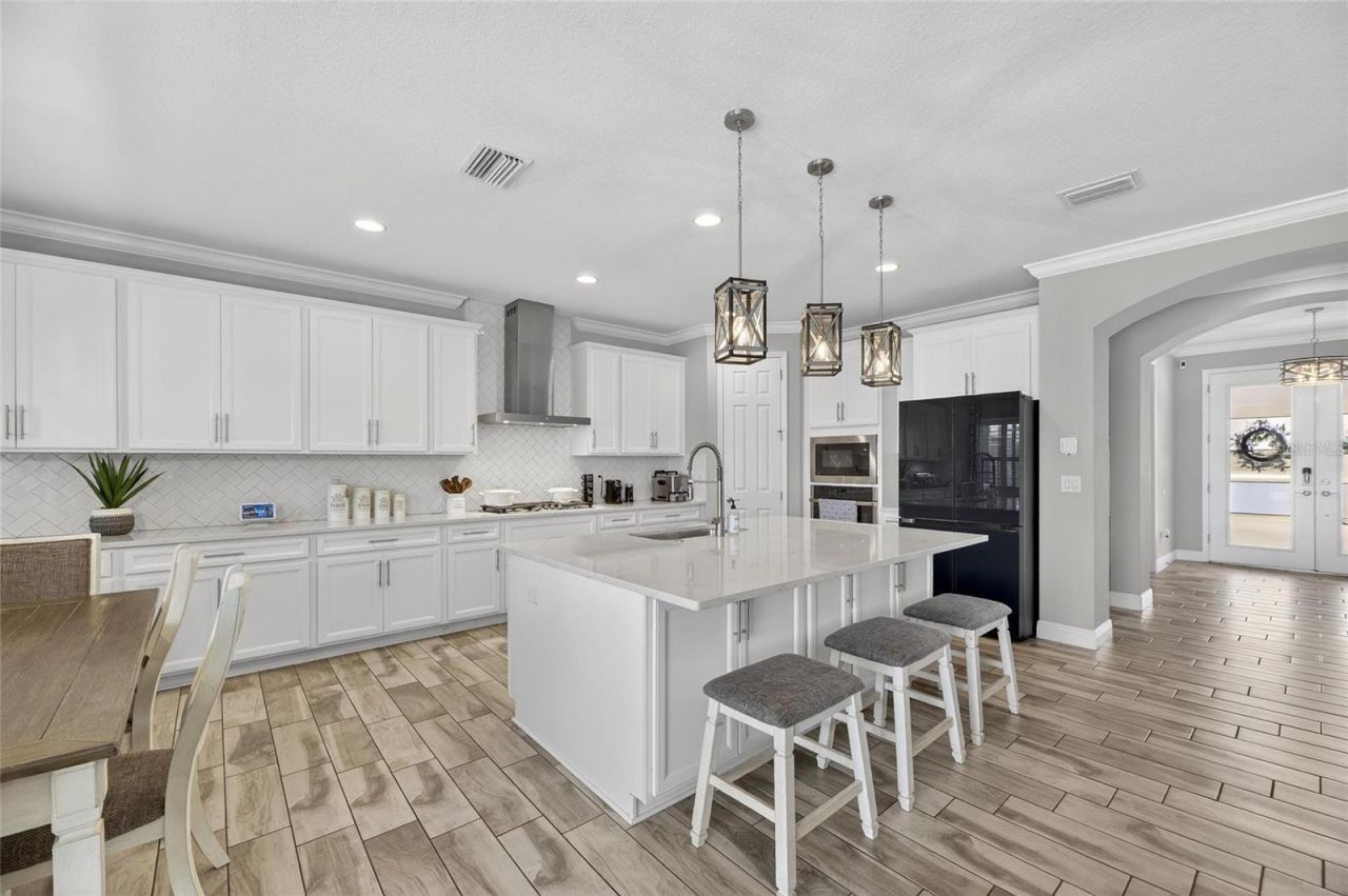 12444 Horseshoe Bend Drive, Lithia, FL 33547 Photo