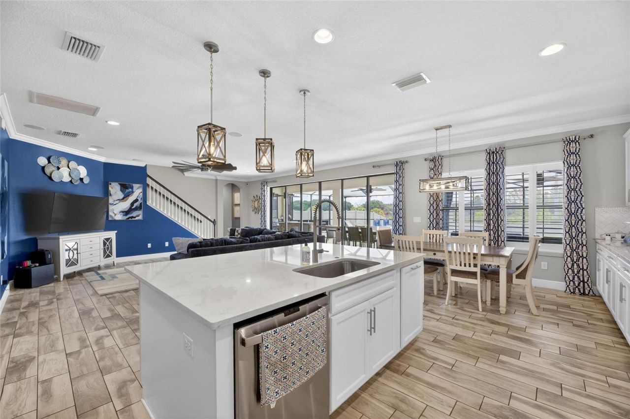 12444 Horseshoe Bend Drive, Lithia, FL 33547 Photo