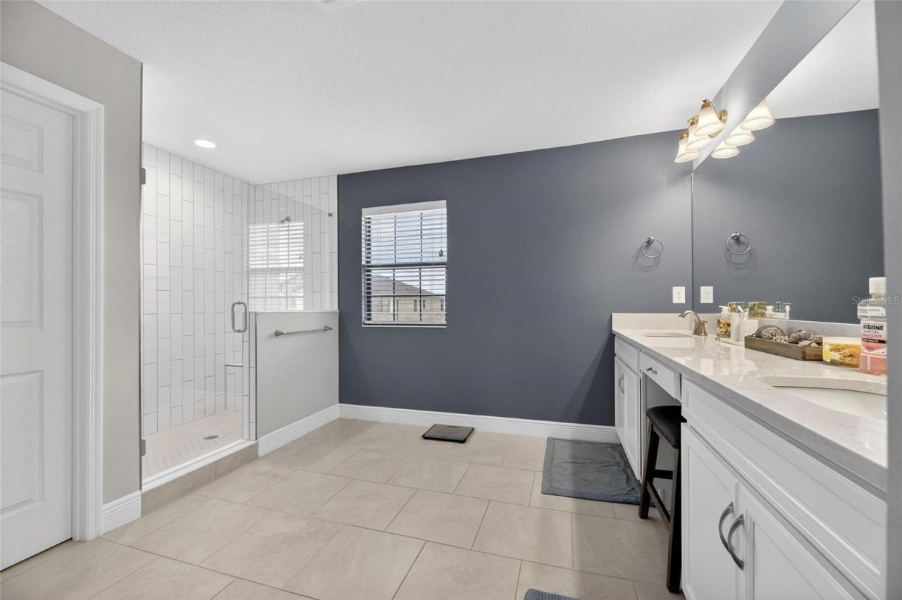 12444 Horseshoe Bend Drive, Lithia, FL 33547 Photo