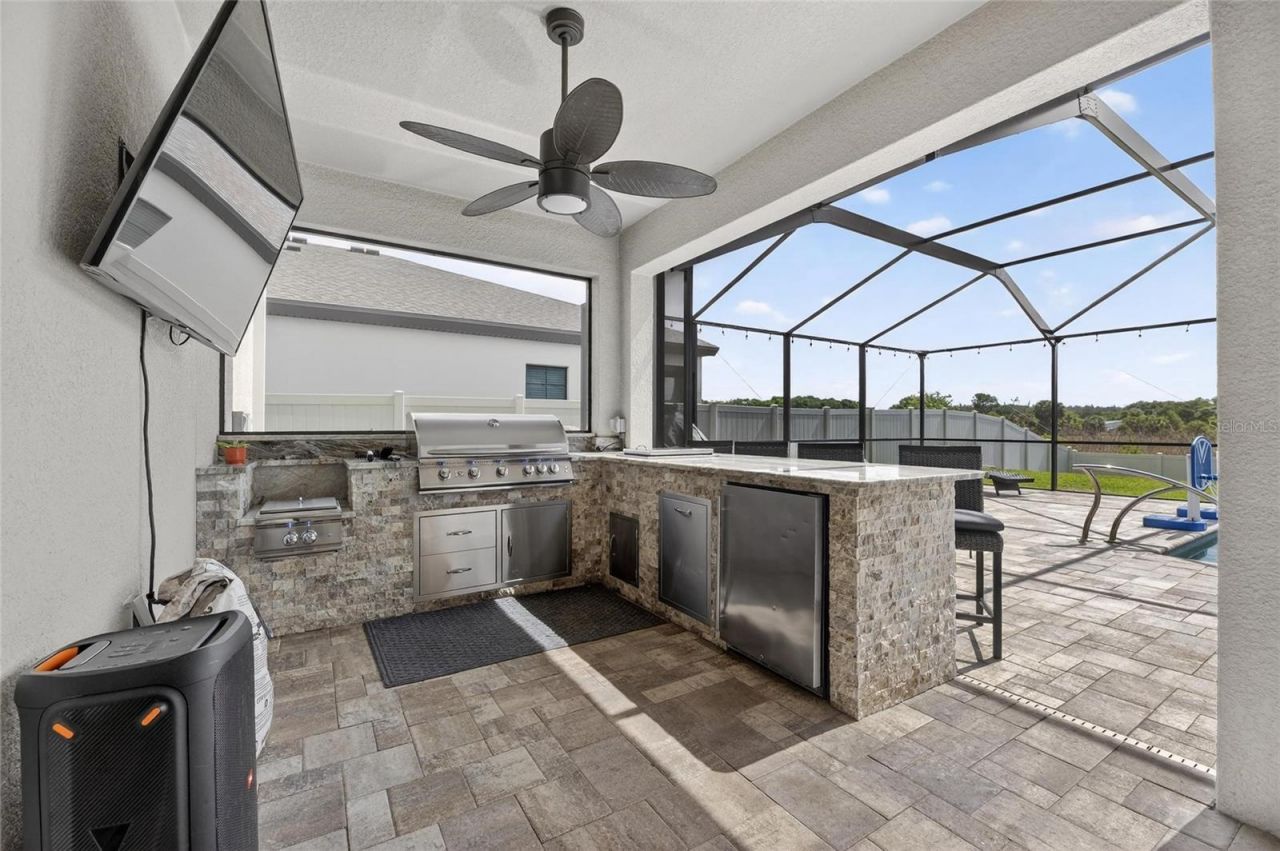 12444 Horseshoe Bend Drive, Lithia, FL 33547 Photo