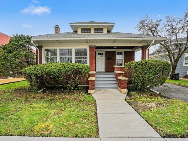 811 Kelly Avenue , Joliet, IL 60435