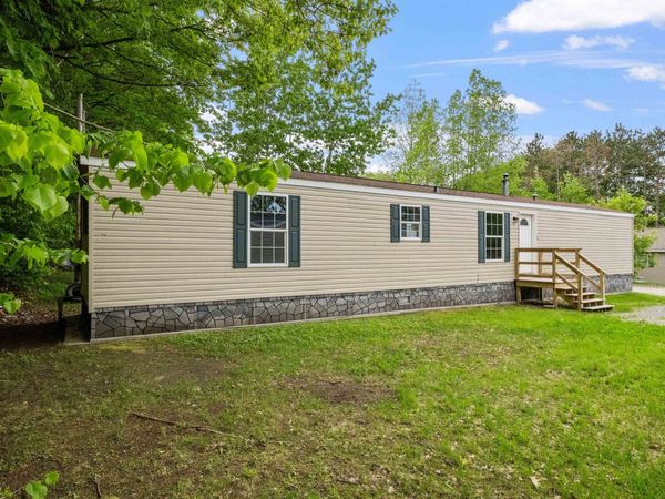 15 Trailer Park Road, Haverhill, NH 03785