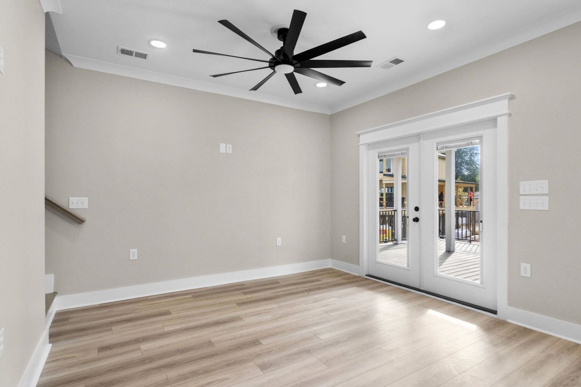 6001-mh14c S Kings Hwy.  Photo 19