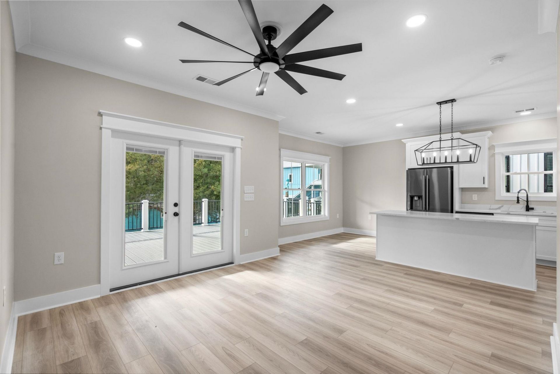 6001-mh14c S Kings Hwy.  Photo 20