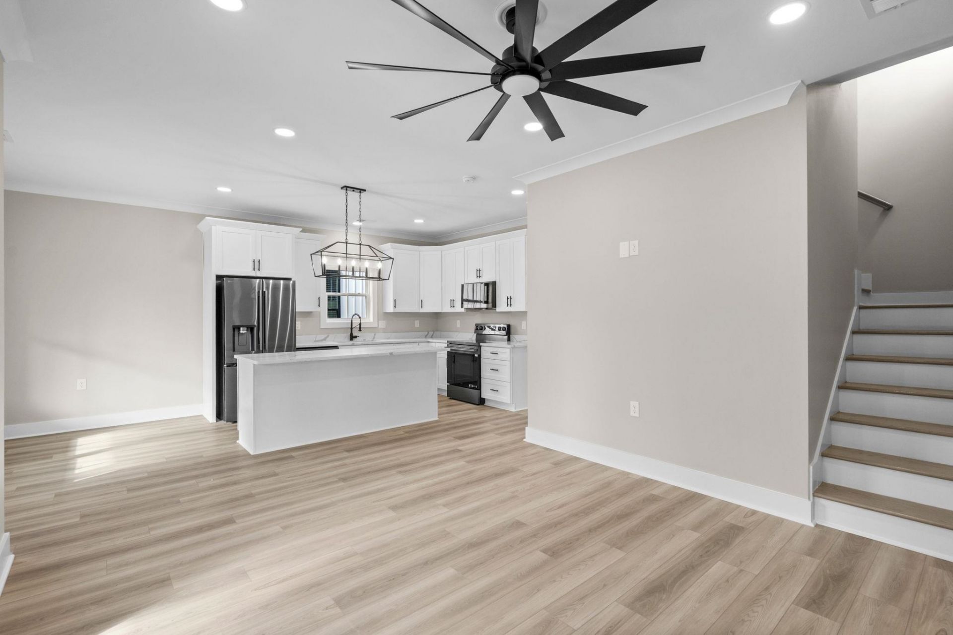 6001-mh14c S Kings Hwy.  Photo 21