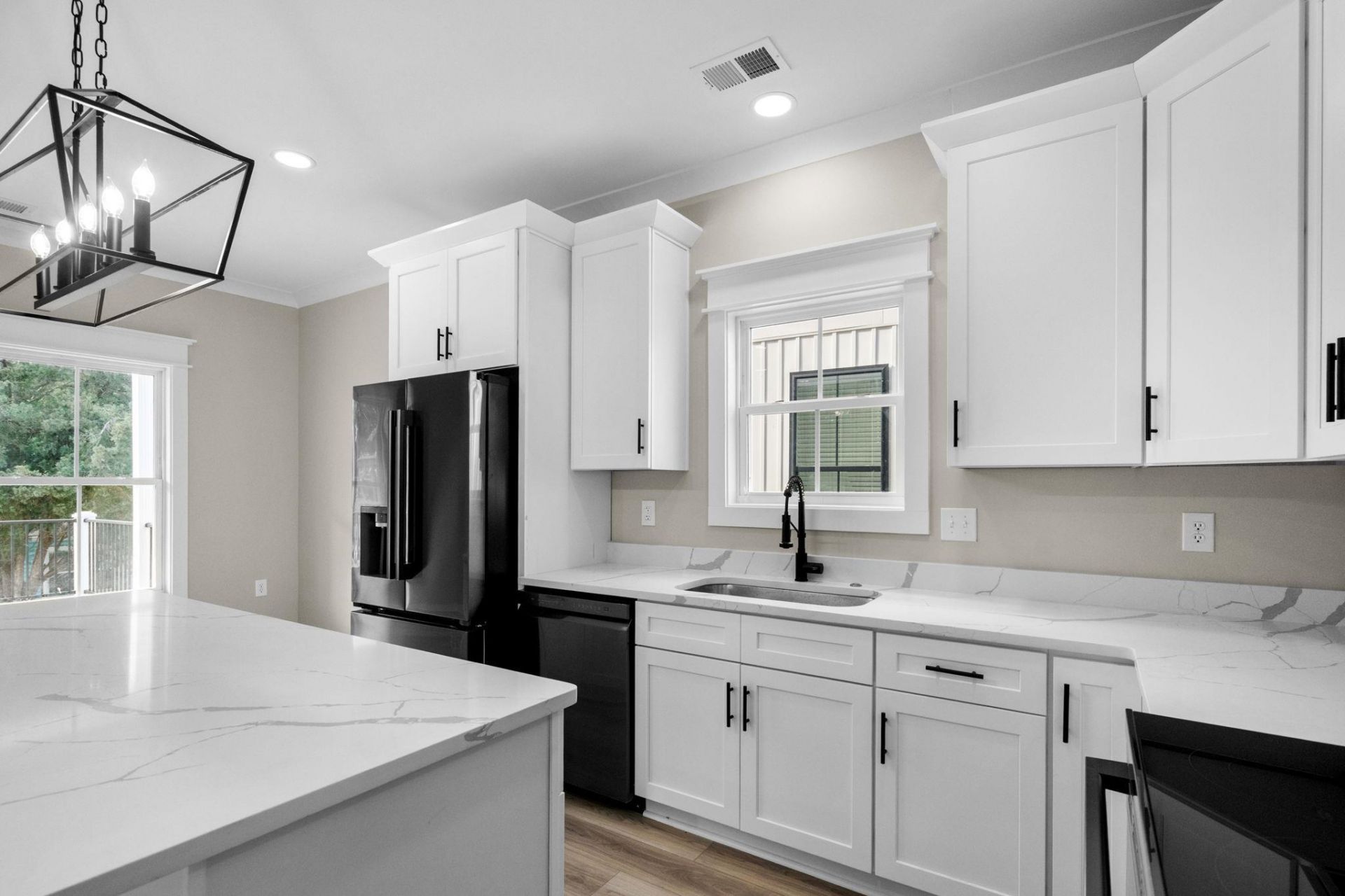 6001-mh14c S Kings Hwy.  Photo 28