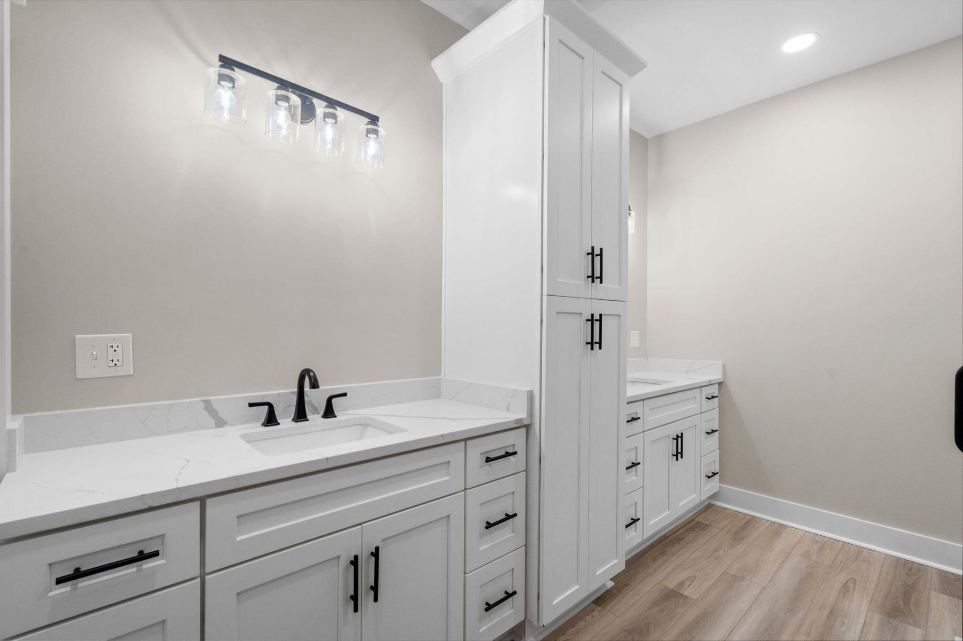 6001-mh14c S Kings Hwy.  Photo 37