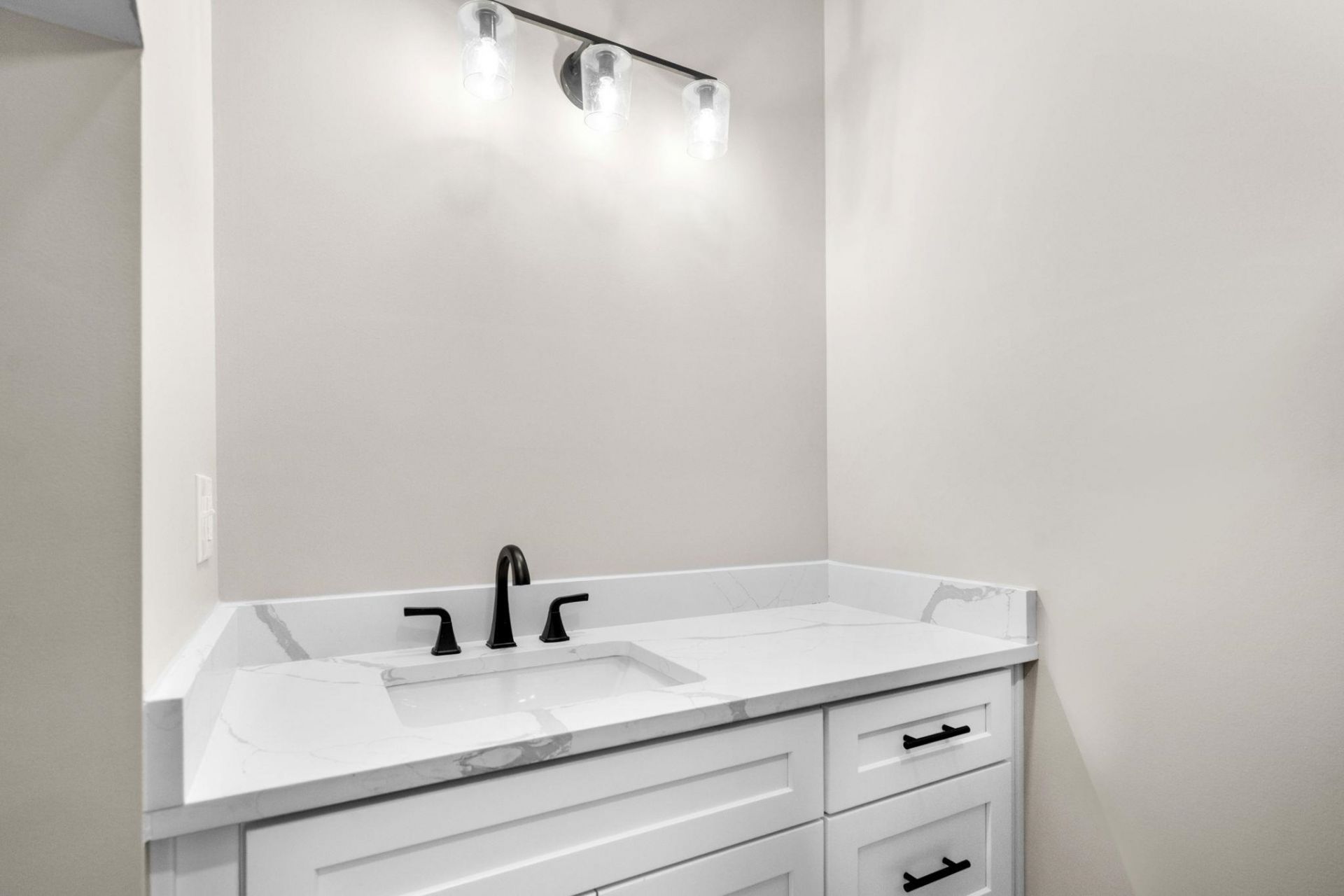 6001-mh14c S Kings Hwy.  Photo 53