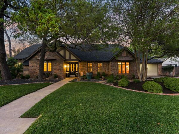 4216 Tallowood DR, Austin, TX 78731