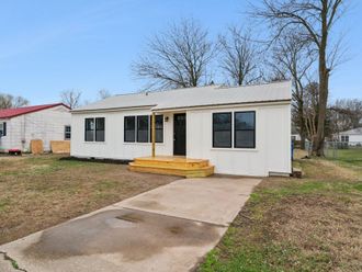 905 M Street NW Miami, OK 74354