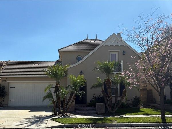 1324 S Swan Loop S, Upland, CA 91784