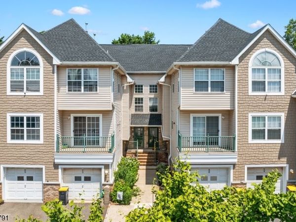 203 Rhoads Dr, Montgomery, NJ 08502