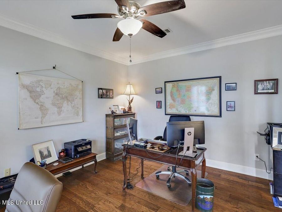 Property Image 8