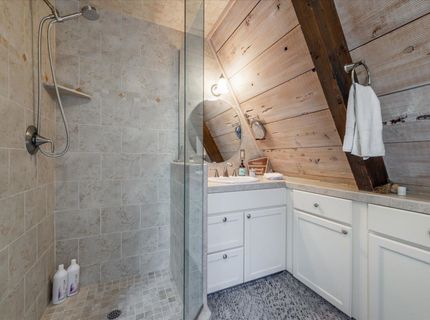 949 Skyline Drive, Tahoe City, CA 96145 Photo