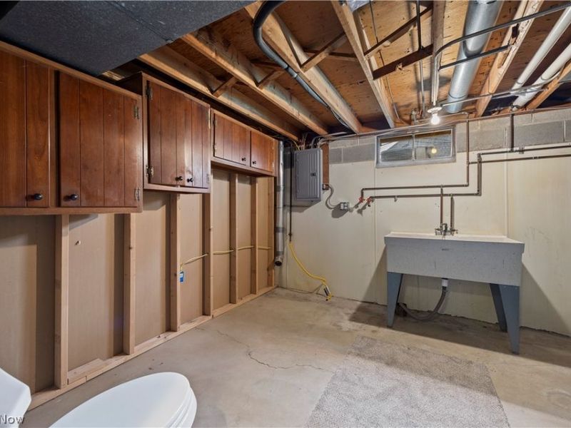 4004 Washington Avenue , Lorain, OH 44052 Photo 31