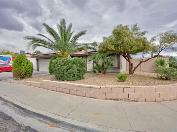 3946 Clear View Drive, Las Vegas, NV 89121