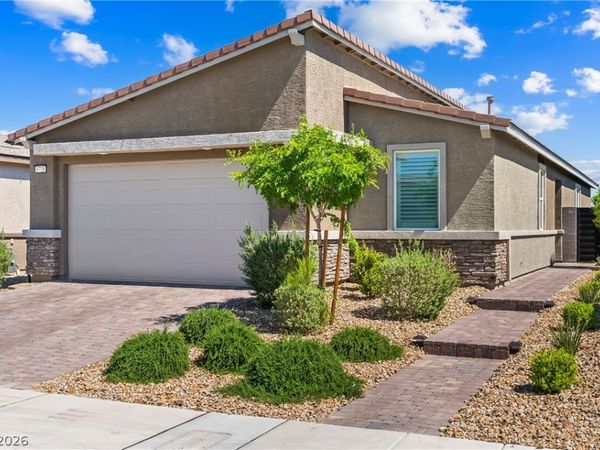 9728 Pacific Pine Street, Las Vegas, NV 89143