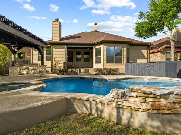 1710 Foxboro LN, Cedar Park, TX 78613